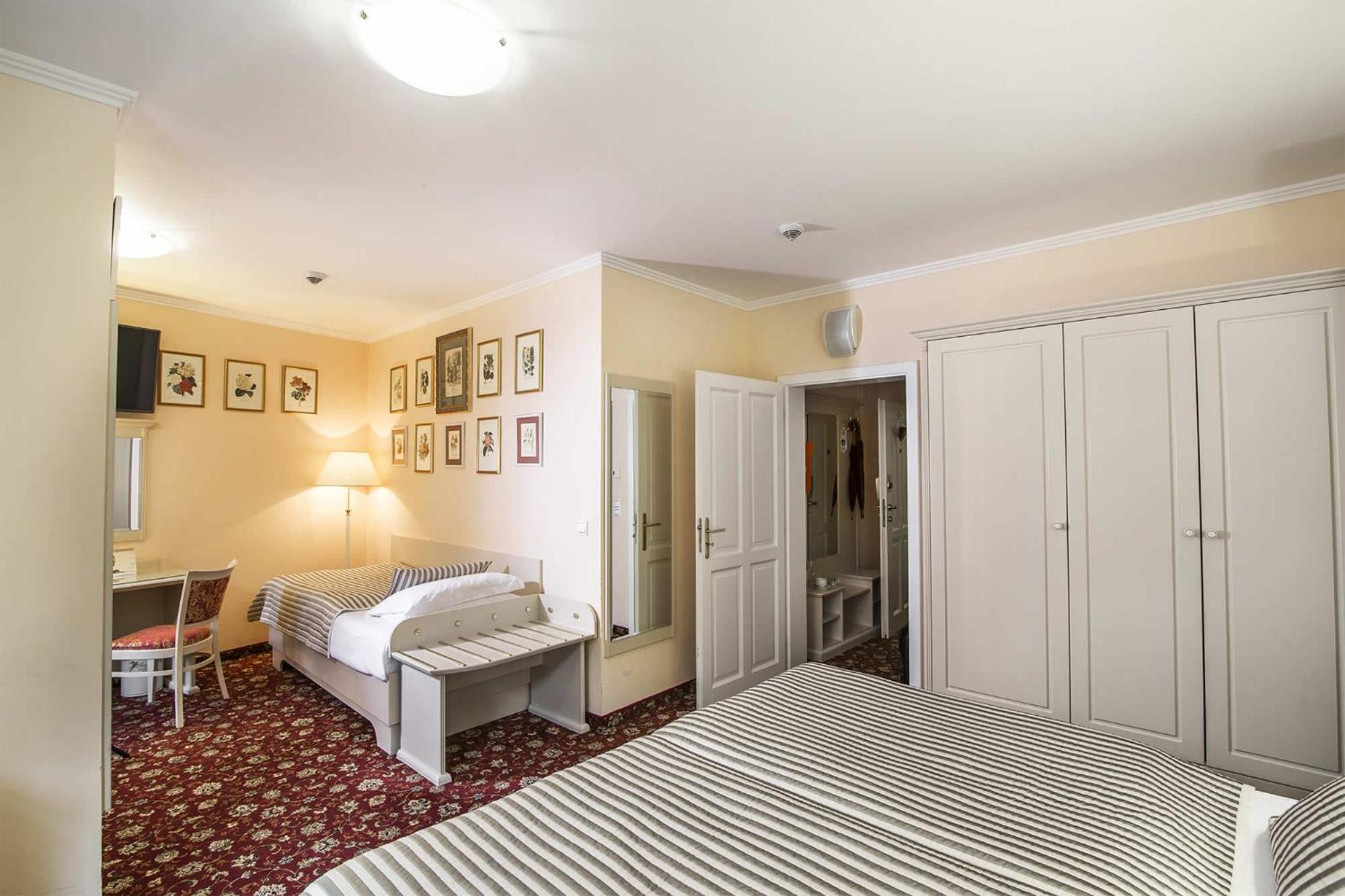 Karlsbad Grande Madonna Hotel Ngoại thất bức ảnh