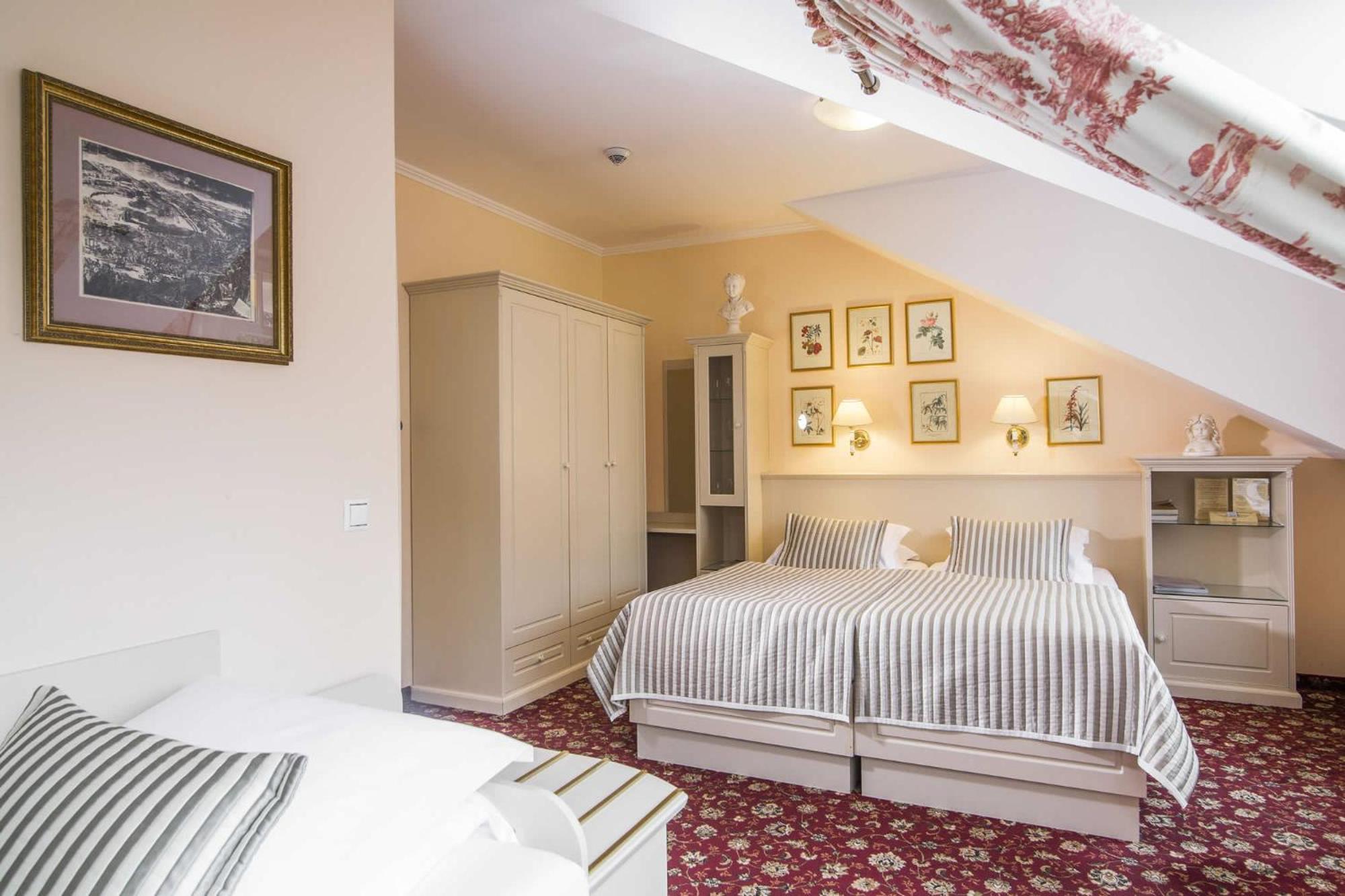 Karlsbad Grande Madonna Hotel Ngoại thất bức ảnh