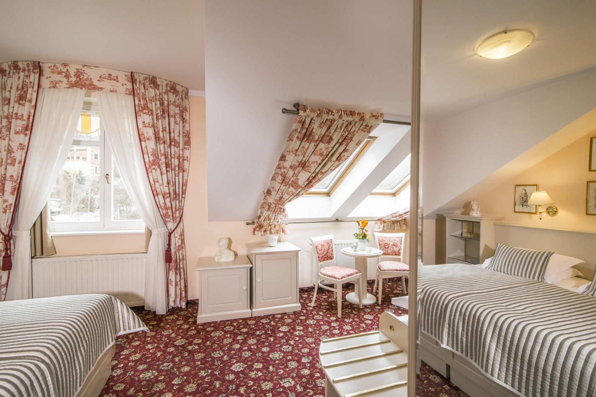 Karlsbad Grande Madonna Hotel Ngoại thất bức ảnh