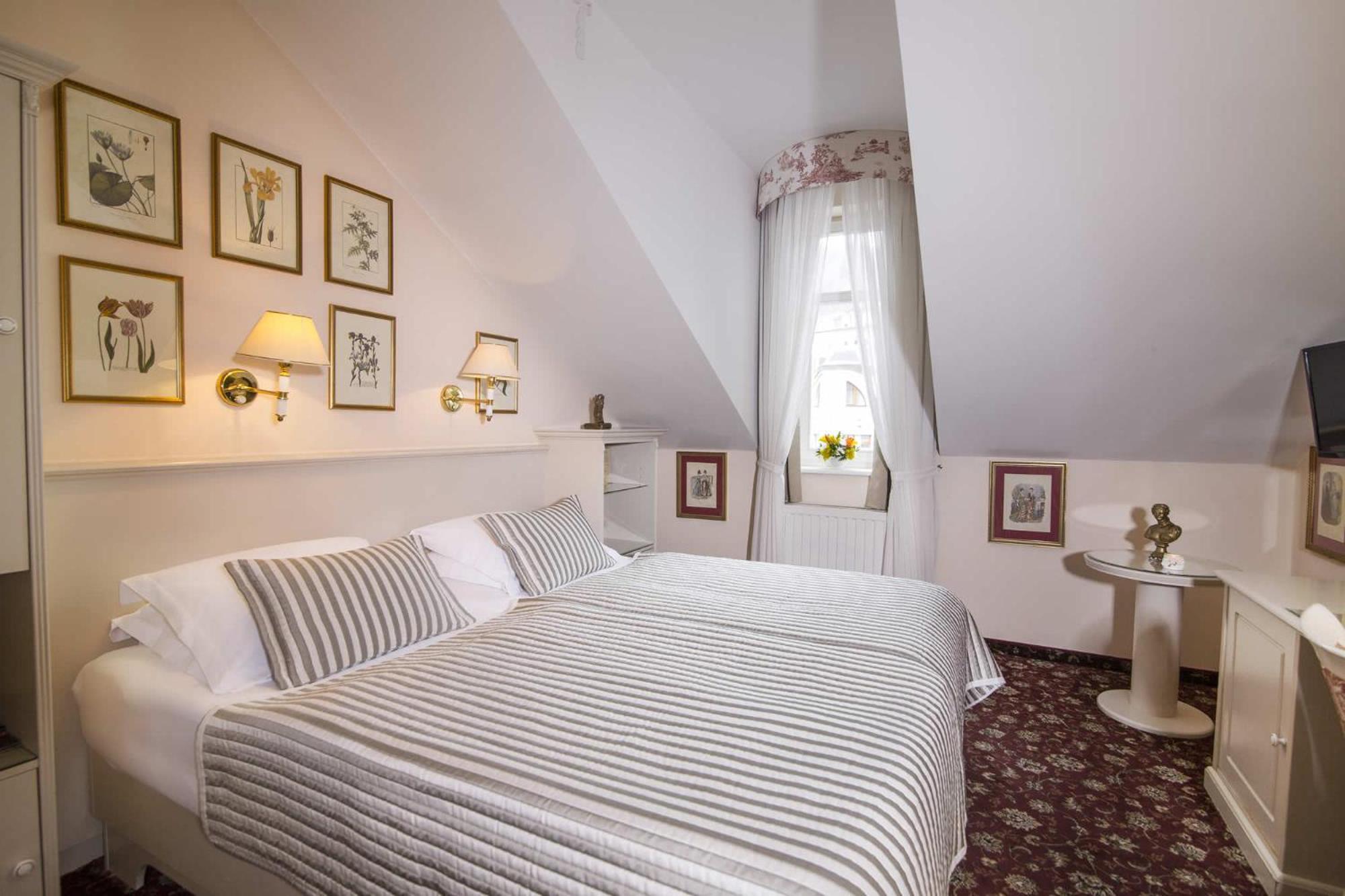 Karlsbad Grande Madonna Hotel Ngoại thất bức ảnh