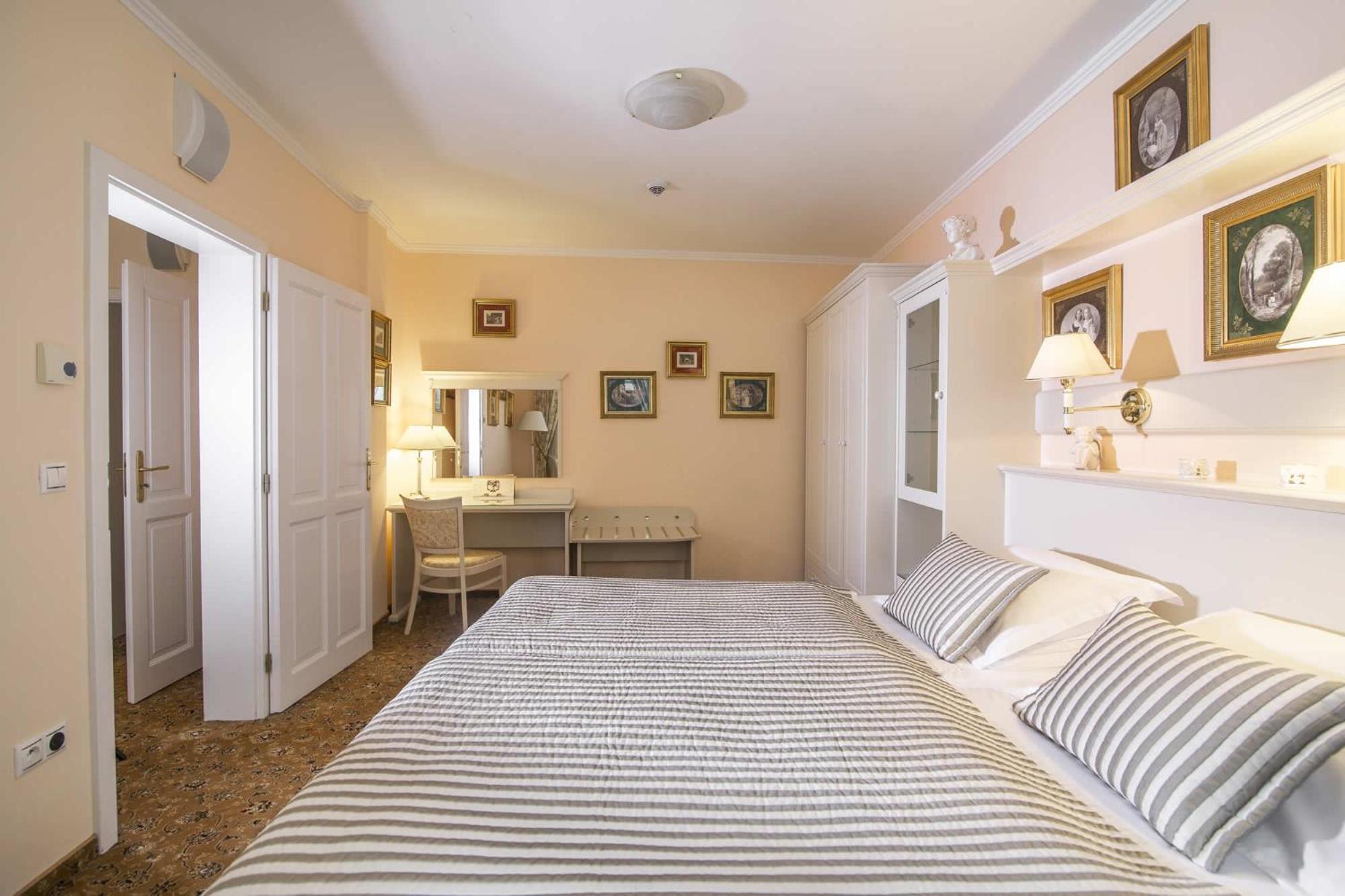 Karlsbad Grande Madonna Hotel Ngoại thất bức ảnh