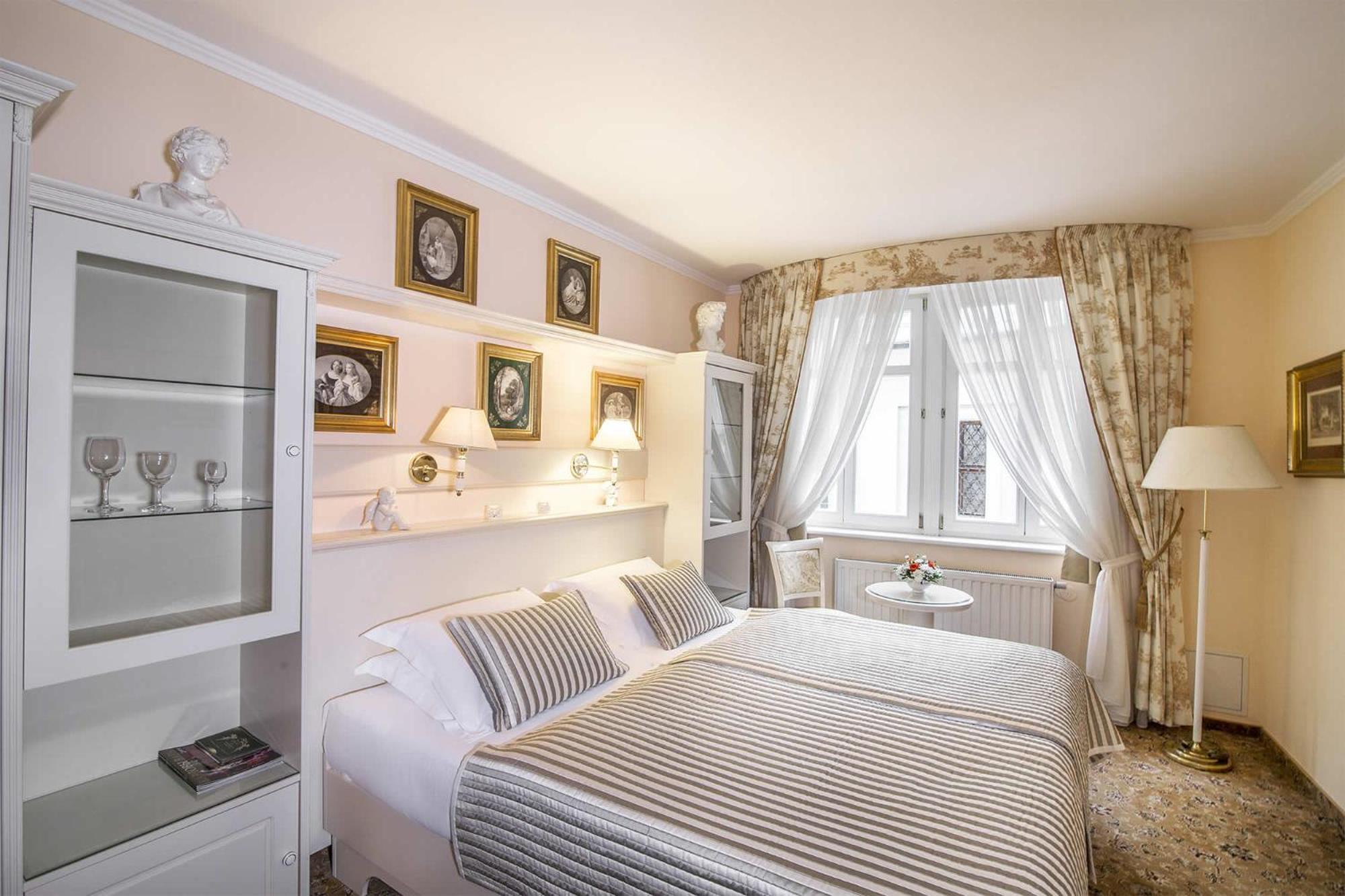 Karlsbad Grande Madonna Hotel Ngoại thất bức ảnh