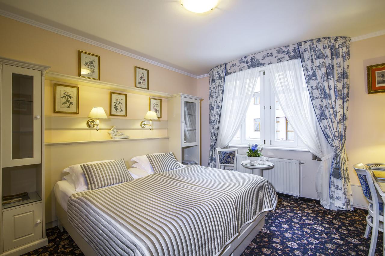 Karlsbad Grande Madonna Hotel Ngoại thất bức ảnh
